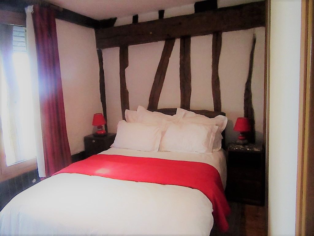 Marie de France- Location gîte près du Vaudreuil
